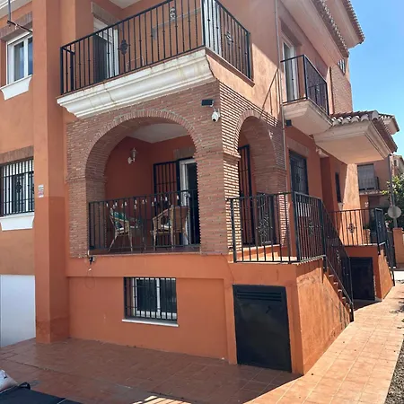 Casa Con Piscina A 10 Min De Granada Centro, Parking Gratis Holiday home *